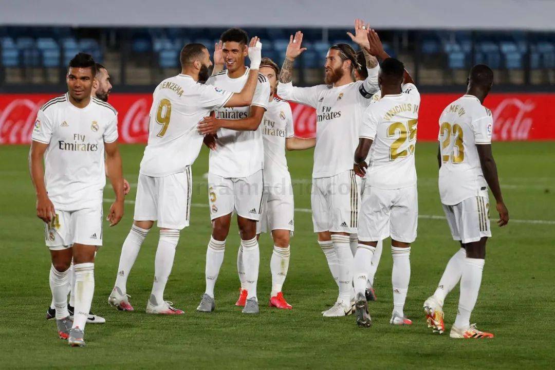 非洲杯新举措：若球场观众少，开赛20分钟后球迷可免费入场（非洲杯新规：开场20分钟上座率低则向球迷免费开放）