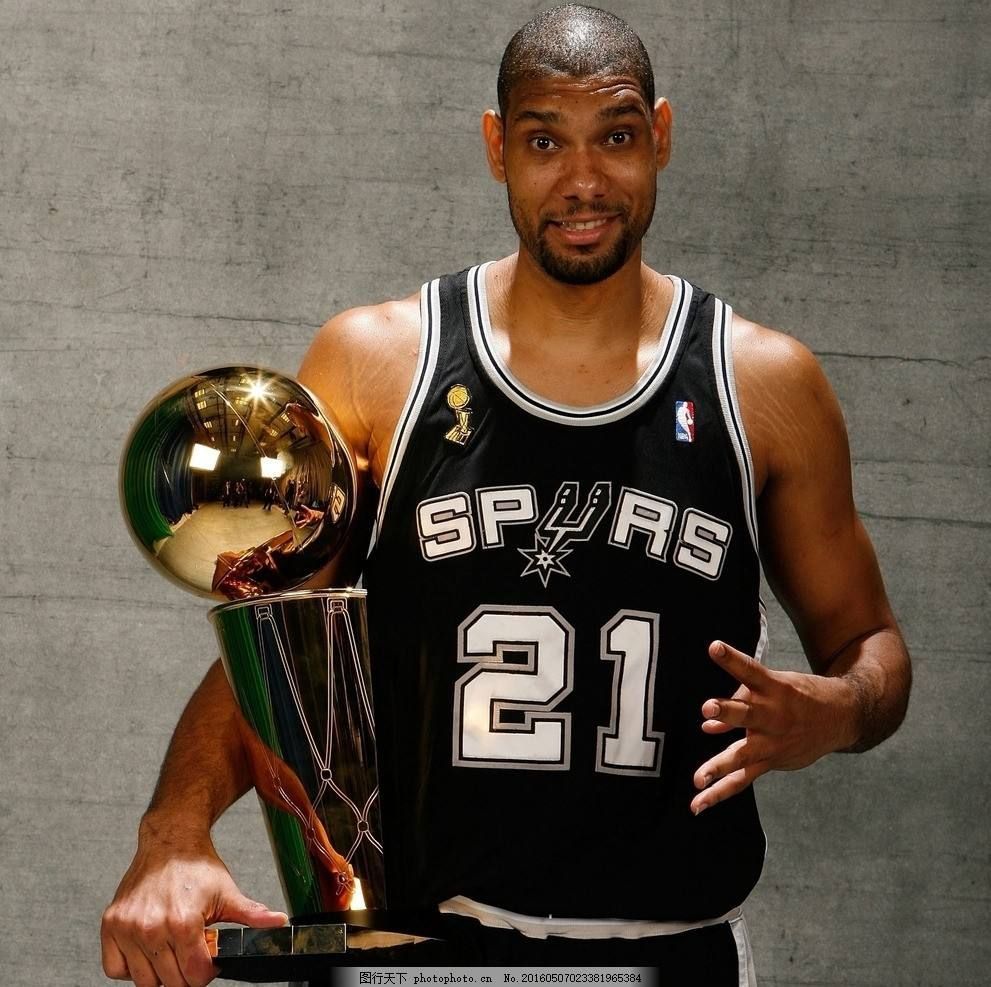 FM：诸多欧洲豪门有意布阿迪，他可能3月就进入法国国家队（FM：多家欧洲豪门追逐布阿迪，3月有望入选法国国家队）