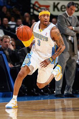 迪乌夫：齐沃经常和我交流帮我提高，高兴自己的机会越来越多（迪乌夫：齐沃常与我沟通助我提升，很高兴我的机会越来越多）