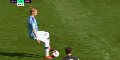 榜眼梦游11中1福克斯空砍25分，米切尔28+8，骑士送马刺交手6连败