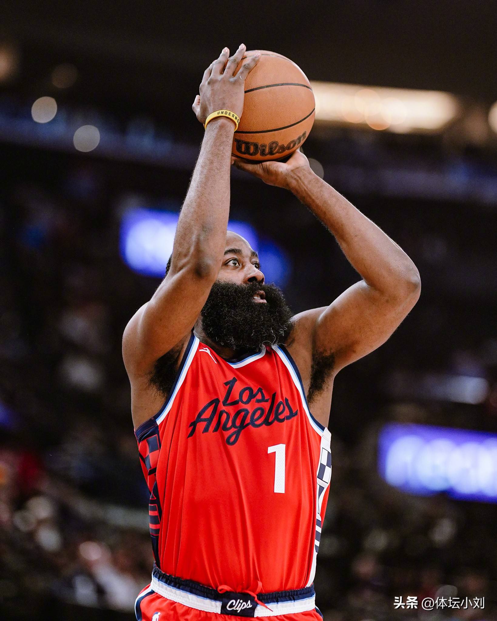 爷青回，维耶里社媒晒与大罗、巴乔、托蒂、卡纳瓦罗等人合照（经典重聚！维耶里社媒晒与大罗、巴乔、托蒂、卡纳瓦罗等传奇合影）