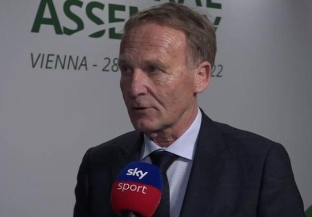 佩杜拉：米兰尚未敲定迈尼昂续约，后者仍然可能在赛季末离队（佩杜拉：米兰与迈尼昂续约尚未敲定，赛季末仍存在离队可能）