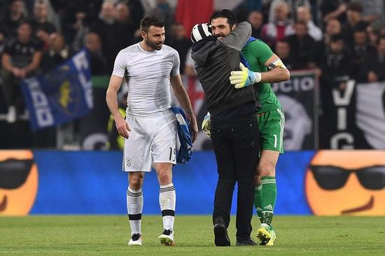 菏泽举重健儿全国残运会摘铜