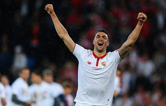 奥尔莫进球的艺术作品：26次传球，巴萨团队配合的巅峰演绎（26次传递铸就奥尔莫神作：巴萨团队配合的极致呈现）