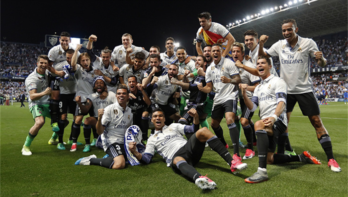 官方：英格兰名哨安东尼-泰勒将执法欧冠第4轮布鲁日vs巴萨（官宣：英格兰名裁安东尼-泰勒将执法欧冠第4轮布鲁日对阵巴萨）