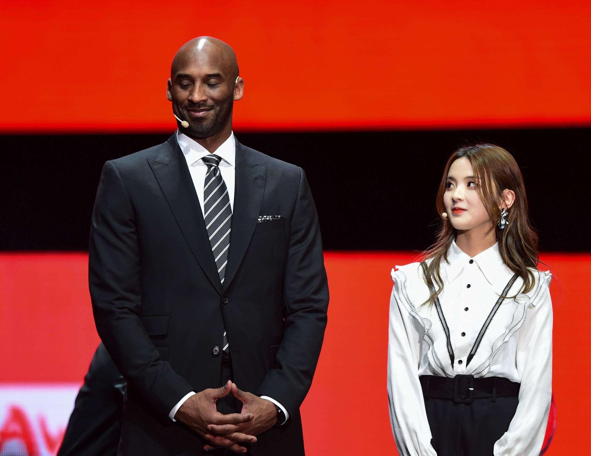 多特客战曼城大名单：吉拉西、施洛特贝克在列，布兰特缺阵（多特客战曼城名单出炉：吉拉西、施洛特贝克入选，布兰特无缘）