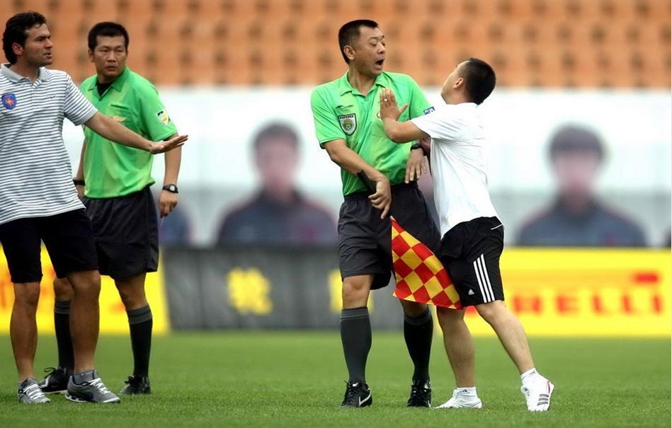 阿斯：托雷斯荣获阿斯报终身成就奖，将于12月1日领奖（托雷斯荣膺阿斯报终身成就奖，12月1日领取荣誉）